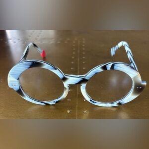 Be Vai De Loire Eyeglasses